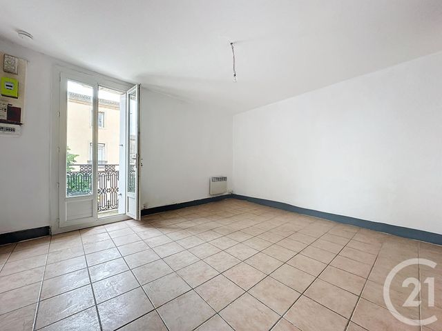 Appartement T3 à vendre - 3 pièces - 55.41 m2 - POUSSAN - 34 - LANGUEDOC-ROUSSILLON - Century 21 Alizés - Puig Immobilier